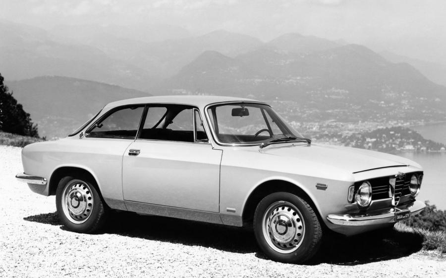 Alfa Romeo Giulia Sprint GT Veloce (105) '1965 - 68